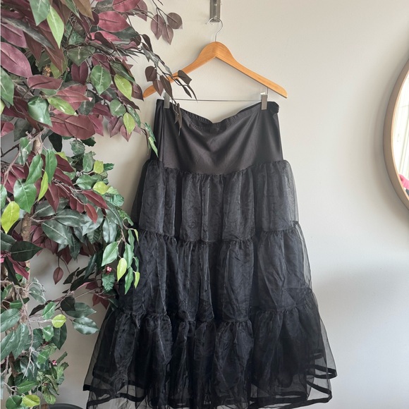 Grace Karin Chic Black Layered Maxi Skirt - Picture 5 of 6